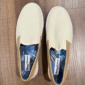 Tommy Bahama men’s  Jaali canvas mesh slip ons